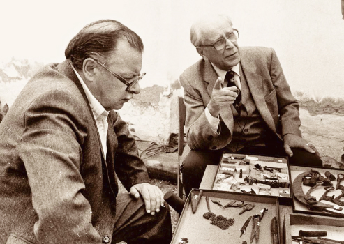 Академики Д. С. Лихачев и В.Л. Янин. Фото из личного архива В. Л. Янина. 1985 г.