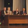 16 мая. «Парламентская газета» опубликовала статью о XIV Международных Лихачевских научных чтениях – «Лихачевские чтения конъюктурщикам не нужны»