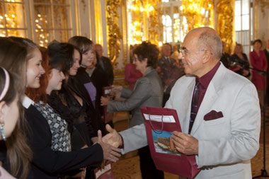 Пользователь добавил изображение